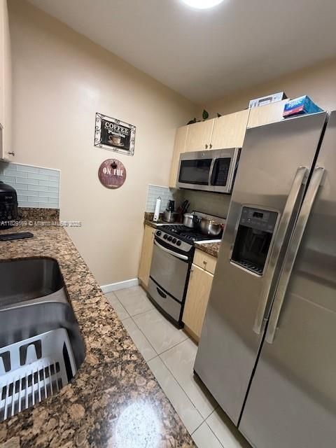 En Venta: $149,500 (1 camas, 1 baños, 579 Pies cuadrados)