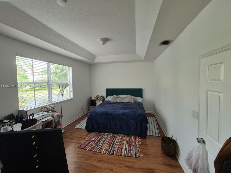 For Sale: $630,000 (3 beds, 2 baths, 1683 Square Feet)