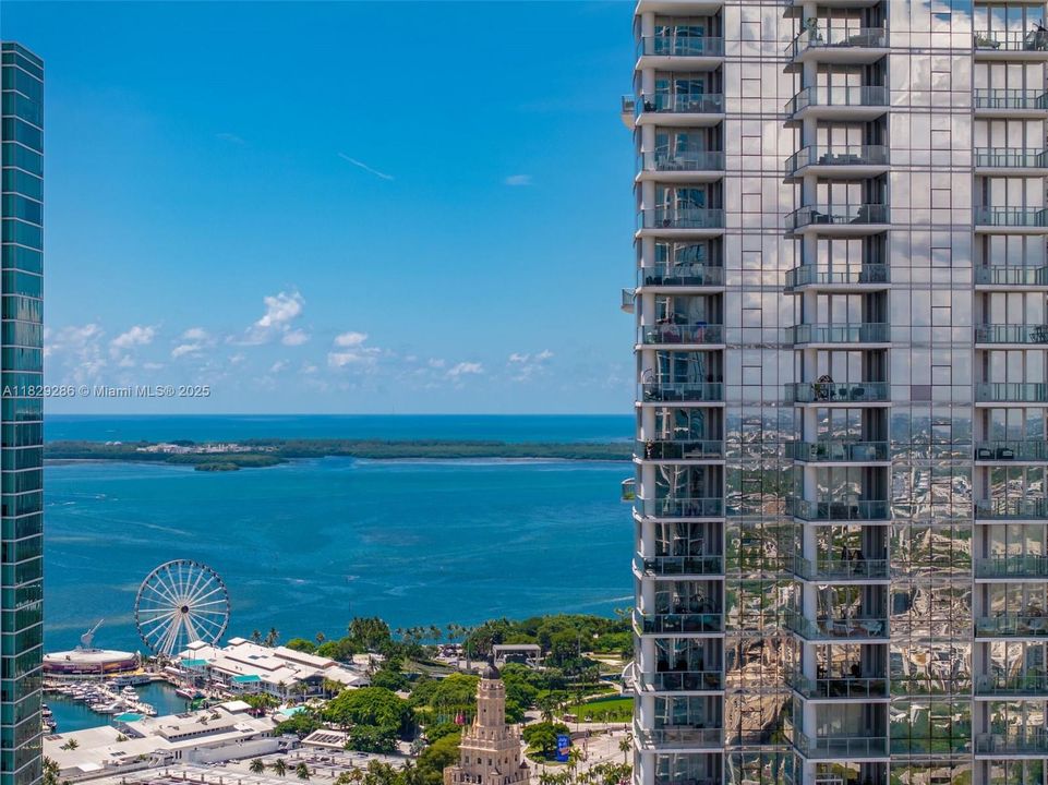 Recently Sold: $1,399,000 (3 beds, 4 baths, 2204 Square Feet)