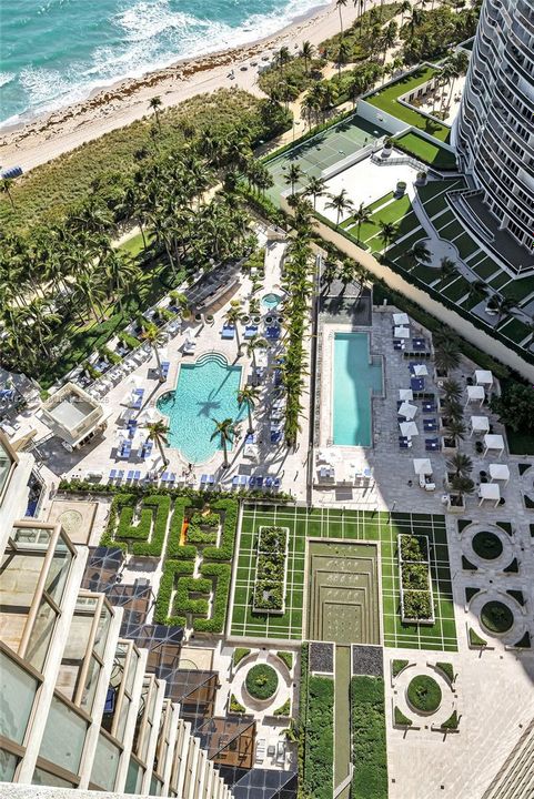 На продажу: $4,100,000 (2 спален, 2 ванн, 1541 Квадратных фут)