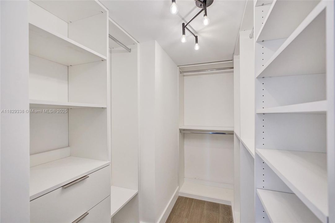 На продажу: $515,000 (1 спален, 1 ванн, 930 Квадратных фут)