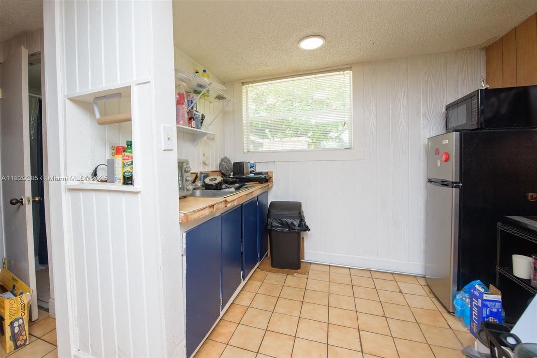 En Venta: $625,000 (3 camas, 3 baños, 1564 Pies cuadrados)