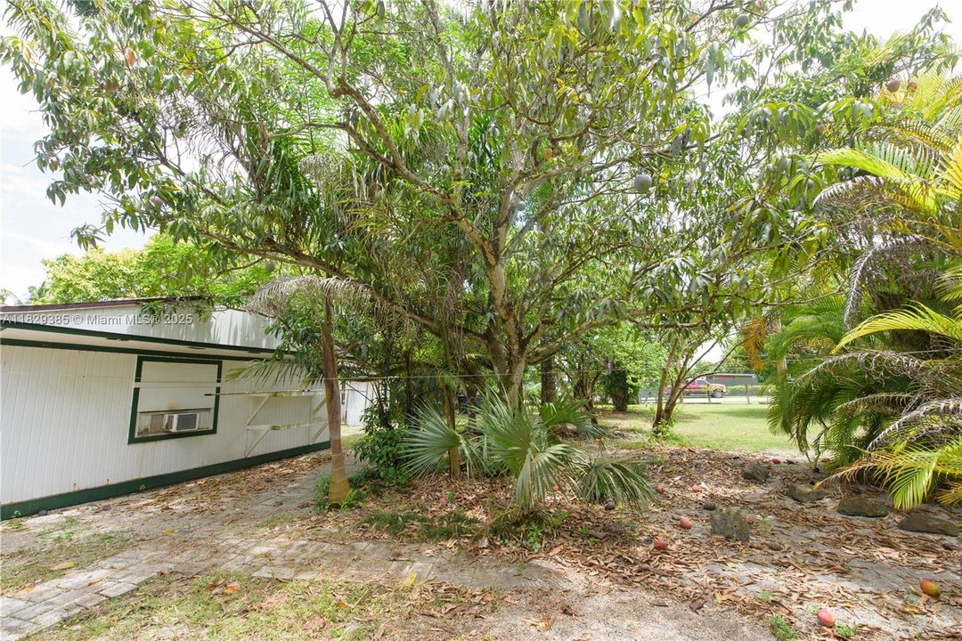 En Venta: $625,000 (3 camas, 3 baños, 1564 Pies cuadrados)