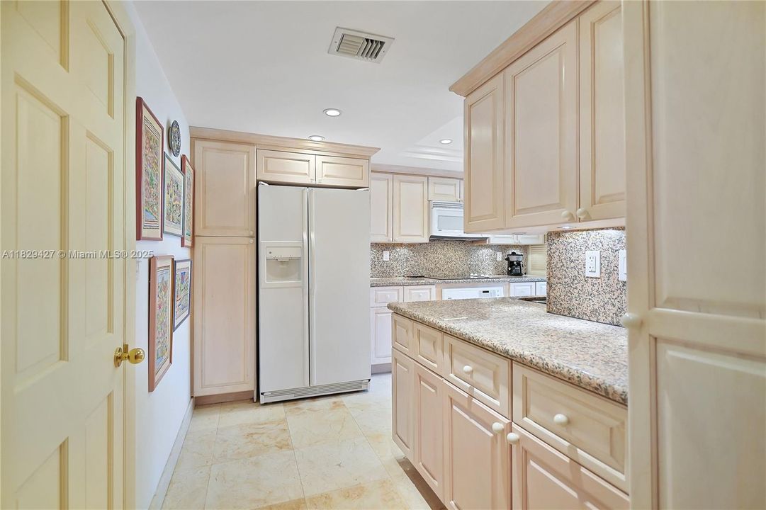 待售: $1,375,000 (2 贝兹, 2 浴室, 1782 平方英尺)