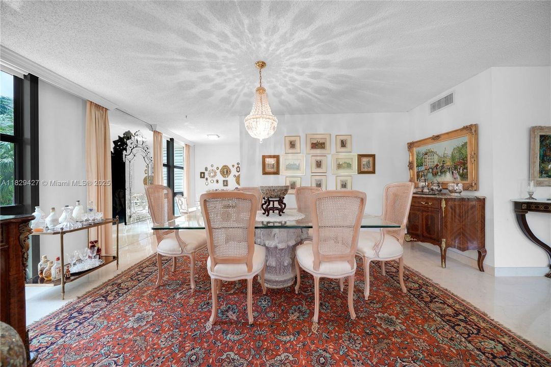 待售: $1,375,000 (2 贝兹, 2 浴室, 1782 平方英尺)