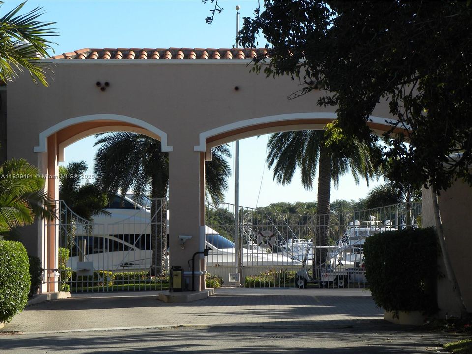 Recently Sold: $2,950 (No Data)