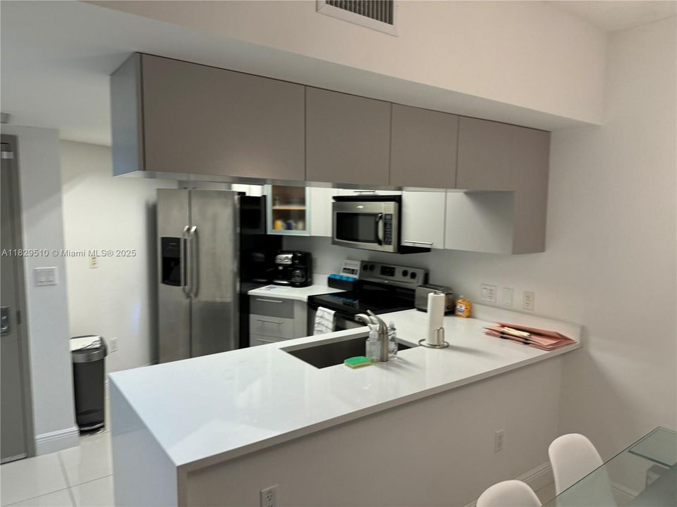 En Venta: $625,000 (2 camas, 2 baños, 1048 Pies cuadrados)