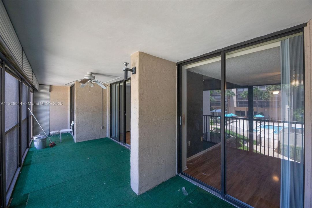 Activo con contrato: $268,000 (2 camas, 2 baños, 1314 Pies cuadrados)