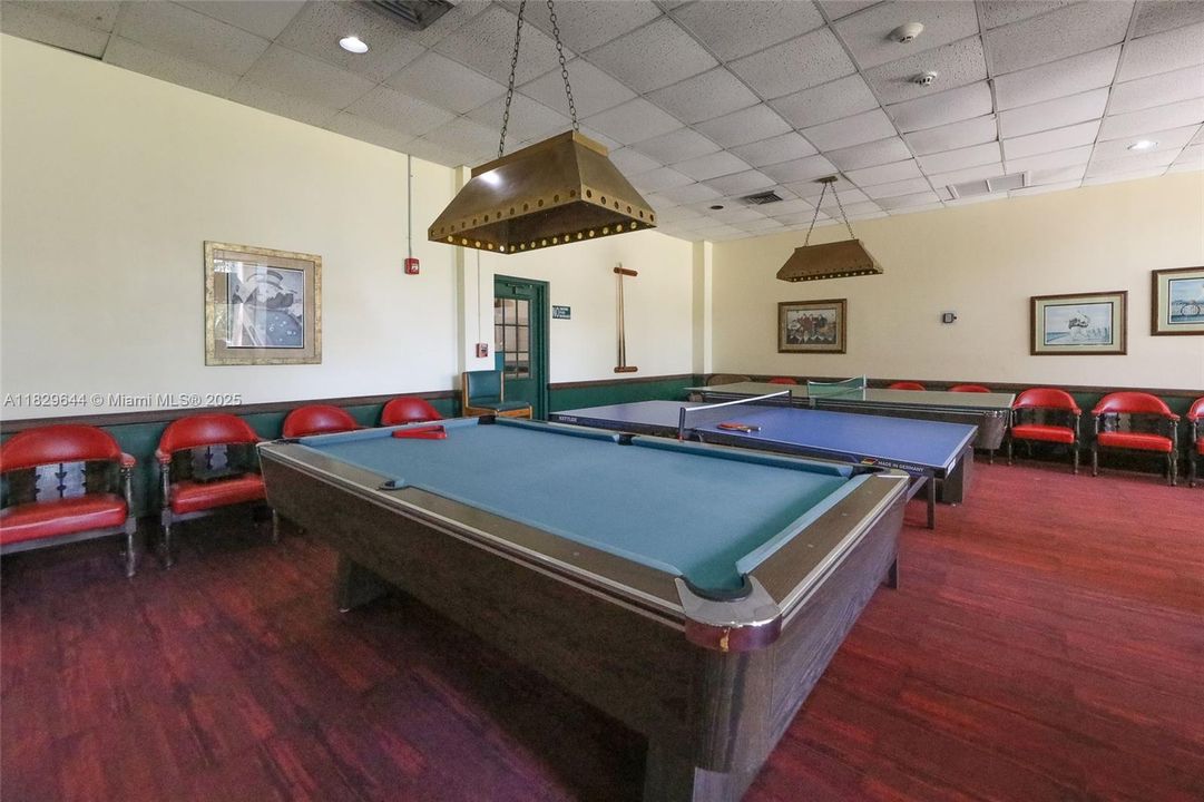 Activo con contrato: $268,000 (2 camas, 2 baños, 1314 Pies cuadrados)