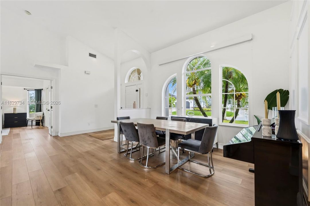 На продажу: $649,000 (4 спален, 3 ванн, 2383 Квадратных фут)
