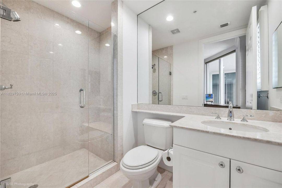 На продажу: $2,400,000 (3 спален, 3 ванн, 2972 Квадратных фут)