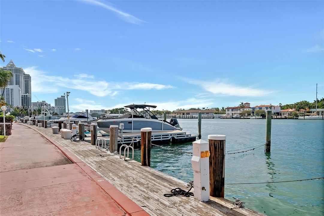 待售: $599,000 (2 贝兹, 2 浴室, 1000 平方英尺)