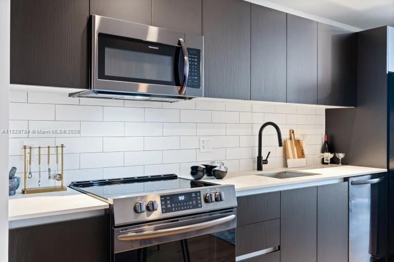 En Venta: $585,000 (0 camas, 1 baños, 442 Pies cuadrados)