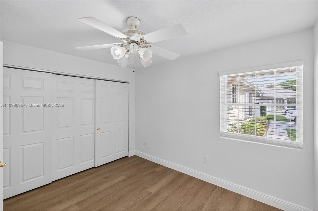 Vendido Recientemente: $725,000 (4 camas, 2 baños, 2153 Pies cuadrados)