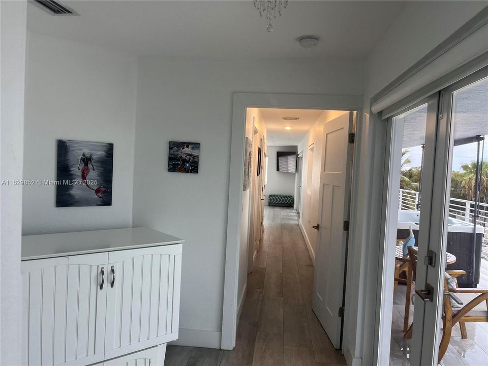 For Sale: $1,688,000 (4 beds, 4 baths, 2040 Square Feet)