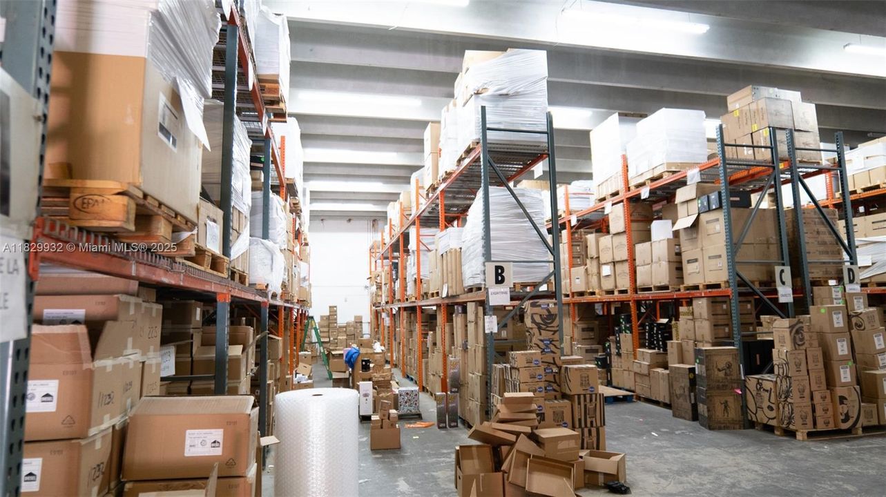 出租: $14 (0 贝兹, 0 浴室, 0 平方英尺)