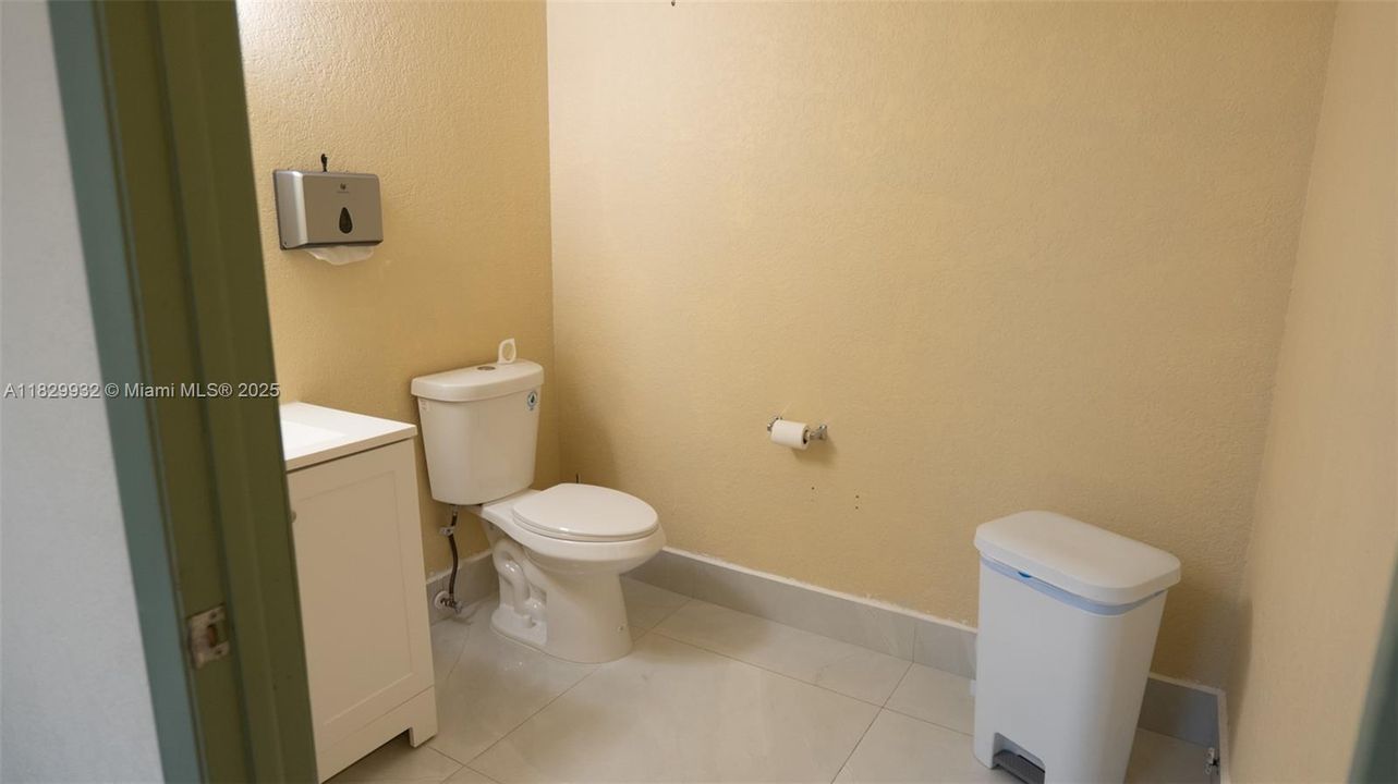 出租: $14 (0 贝兹, 0 浴室, 0 平方英尺)