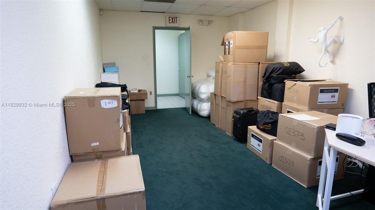 出租: $14 (0 贝兹, 0 浴室, 0 平方英尺)