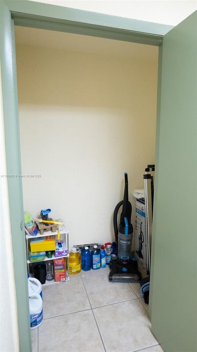 出租: $14 (0 贝兹, 0 浴室, 0 平方英尺)