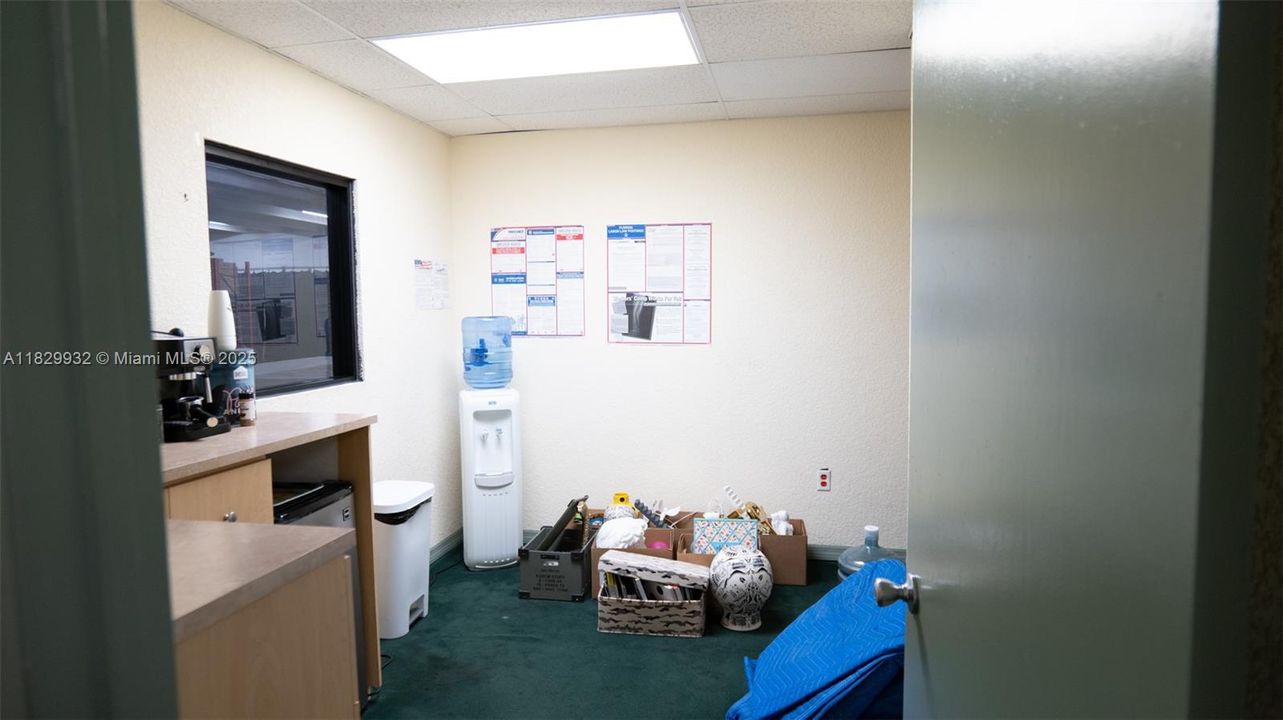 出租: $14 (0 贝兹, 0 浴室, 0 平方英尺)