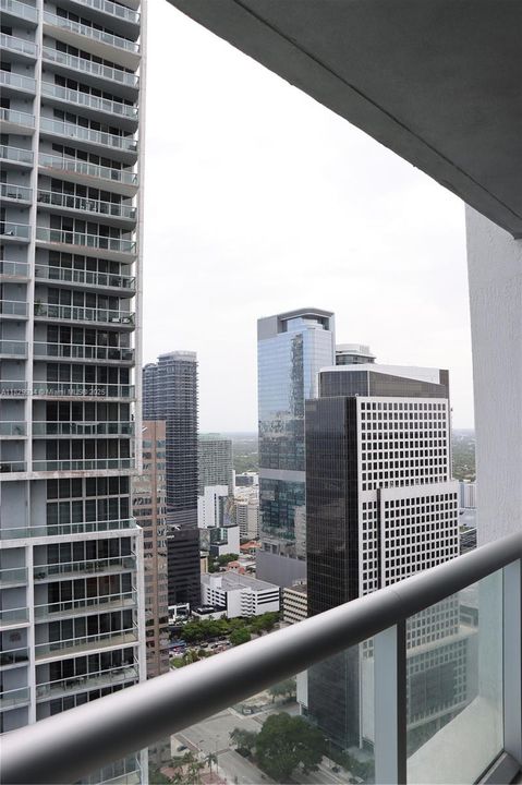 The secondary balcony offers a unique vantage point over the Brickell skyline — a peaceful retreat with captivating city and water views, perfect for enjoying Miami’s vibrant atmosphere from above