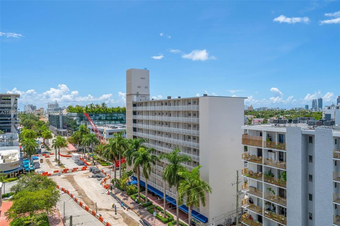 Недавно продано: $399,000 (1 спален, 2 ванн, 890 Квадратных фут)