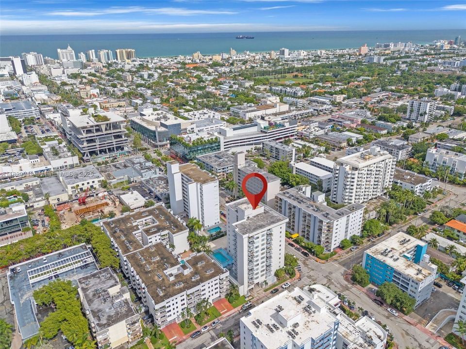 Недавно продано: $399,000 (1 спален, 2 ванн, 890 Квадратных фут)