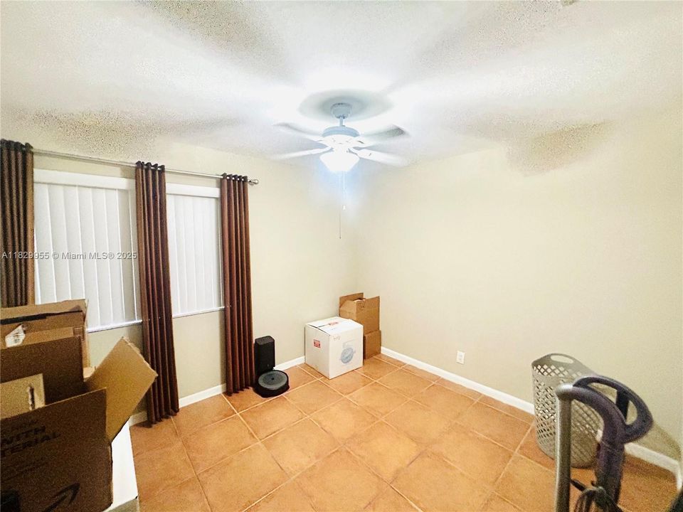 Active With Contract: $3,500 (4 beds, 3 baths, 1558 Square Feet)