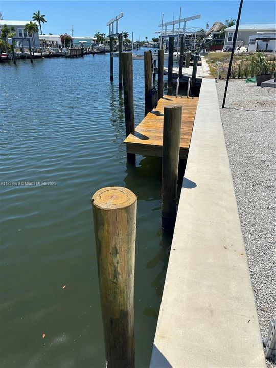 На продажу: $335,000 (2 спален, 2 ванн, 0 Квадратных фут)