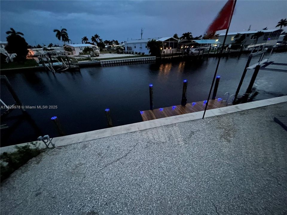 На продажу: $335,000 (2 спален, 2 ванн, 0 Квадратных фут)