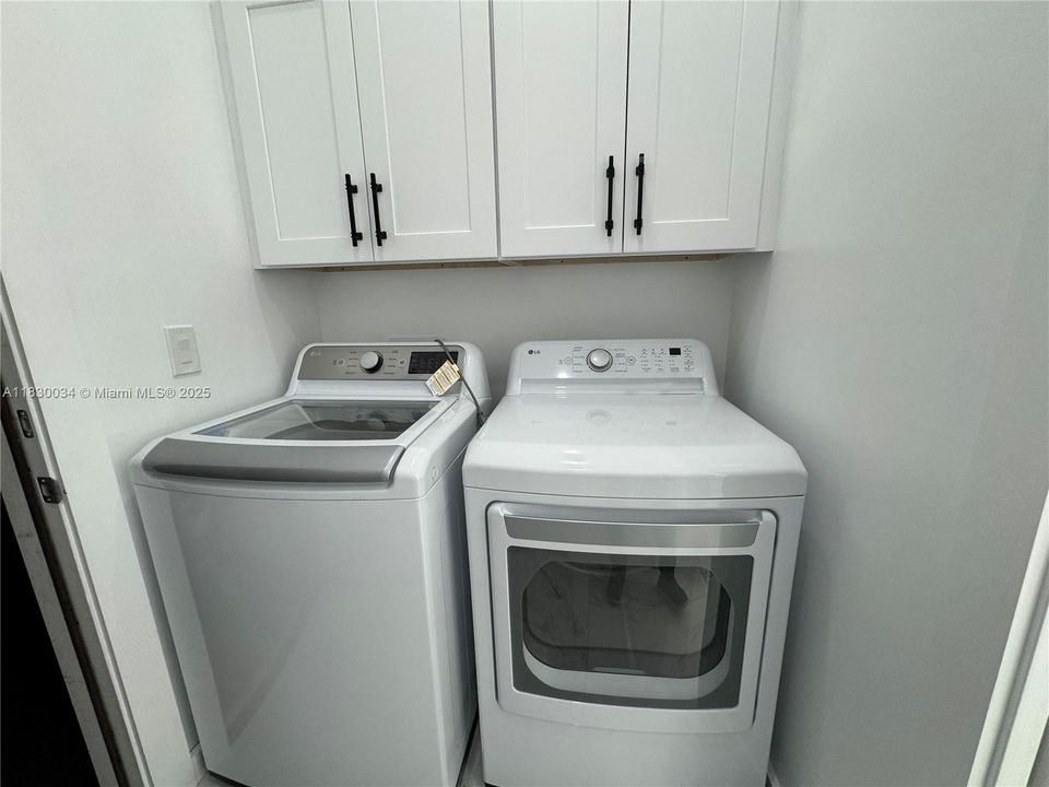 合同活跃: $398,000 (3 贝兹, 2 浴室, 0 平方英尺)