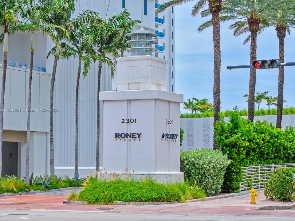 Active With Contract: $699,000 (0 beds, 1 baths, 760 Square Feet)