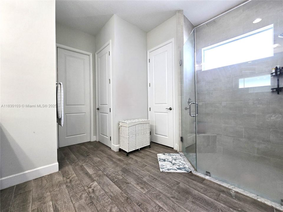 For Sale: $645,000 (3 beds, 2 baths, 1920 Square Feet)