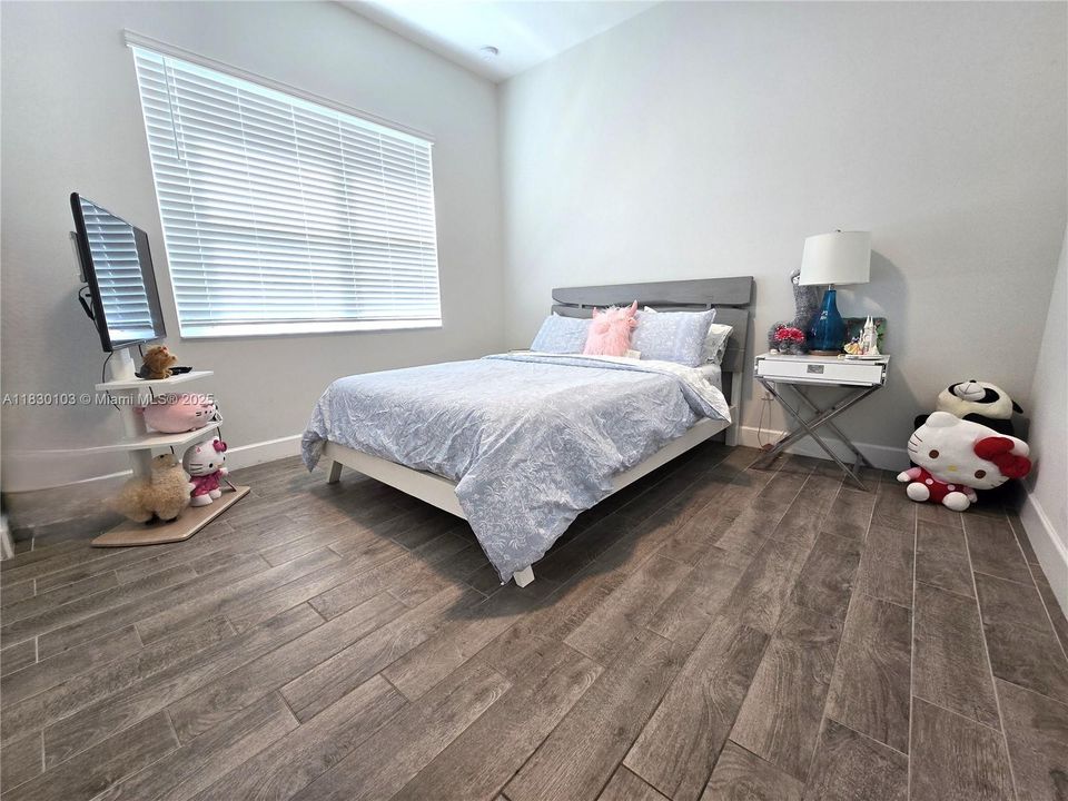 For Sale: $645,000 (3 beds, 2 baths, 1920 Square Feet)