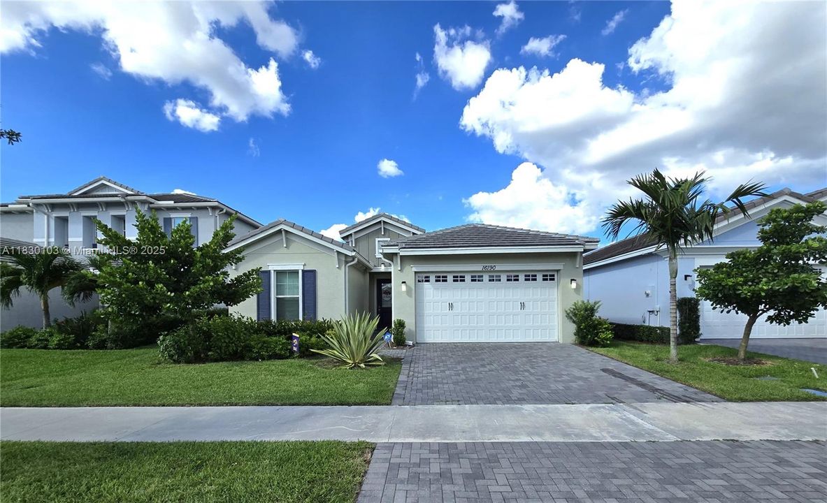 For Sale: $645,000 (3 beds, 2 baths, 1920 Square Feet)