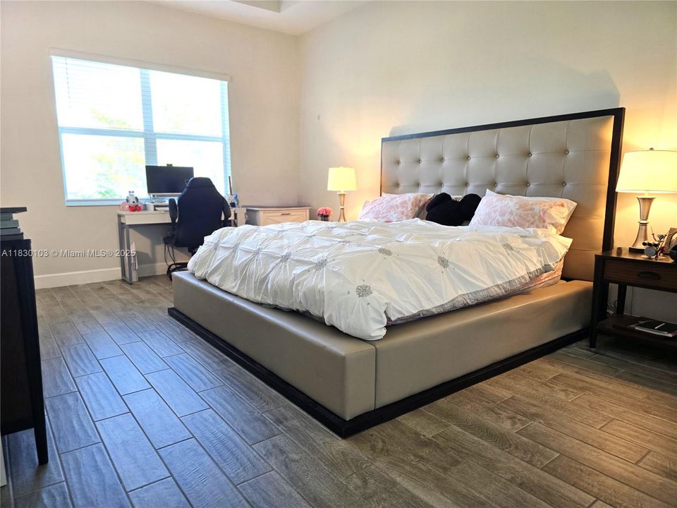 For Sale: $645,000 (3 beds, 2 baths, 1920 Square Feet)