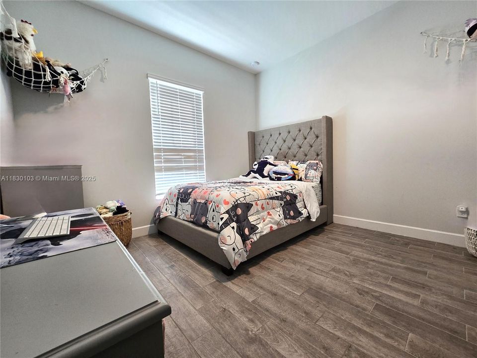 For Sale: $645,000 (3 beds, 2 baths, 1920 Square Feet)