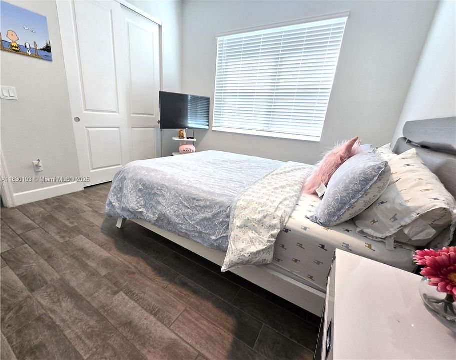 For Sale: $645,000 (3 beds, 2 baths, 1920 Square Feet)