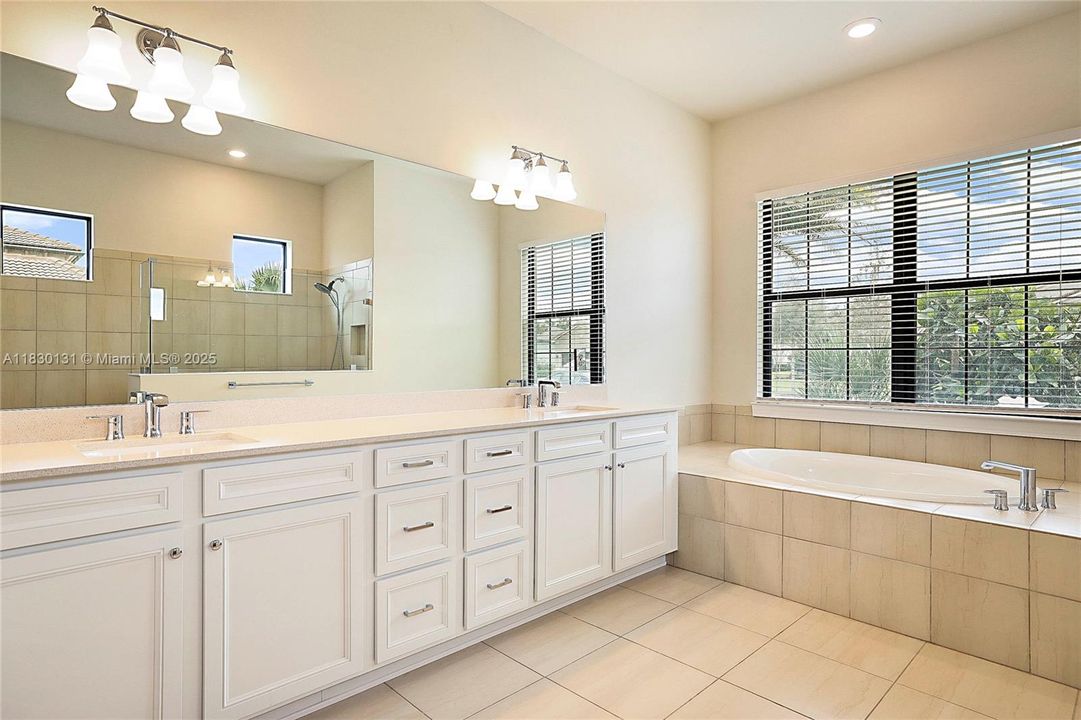 Recientemente alquilado: $6,250 (4 camas, 3 baños, 3073 Pies cuadrados)