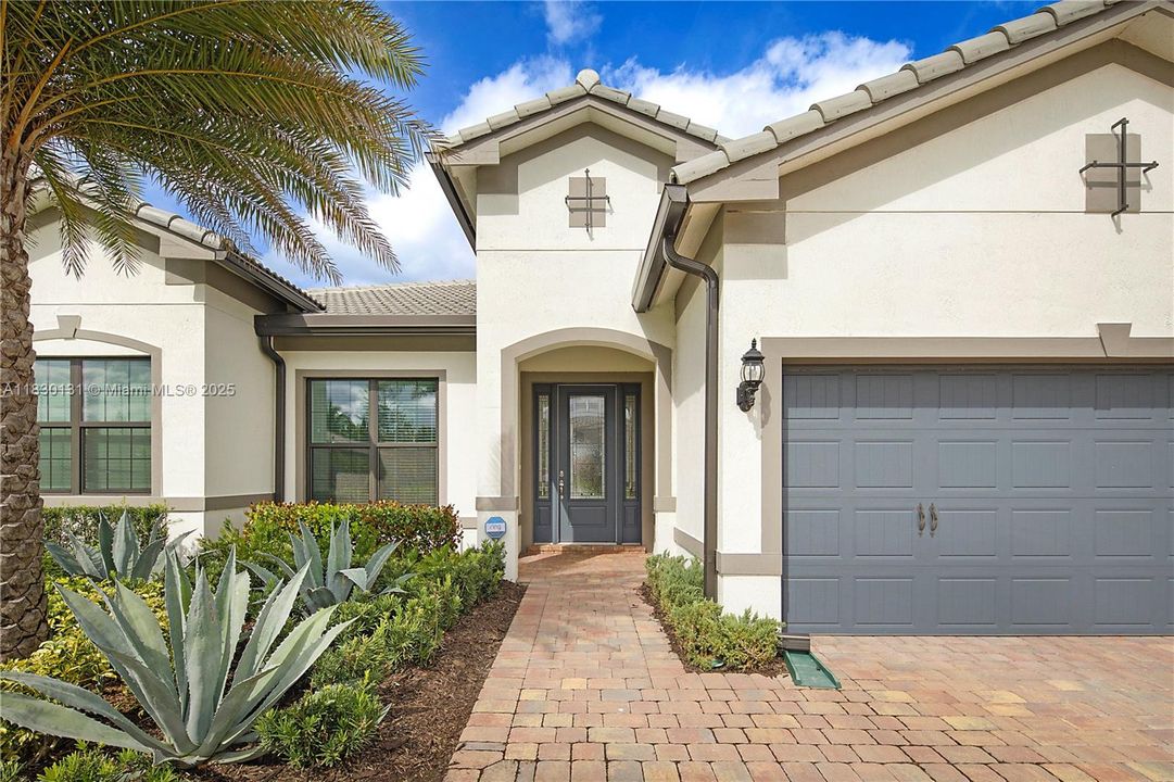 Recientemente alquilado: $6,250 (4 camas, 3 baños, 3073 Pies cuadrados)