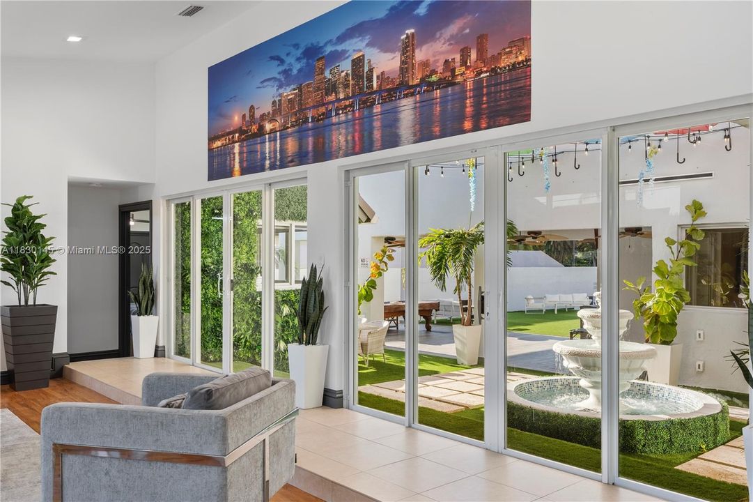 For Rent: $6,500 (5 beds, 4 baths, 4242 Square Feet)