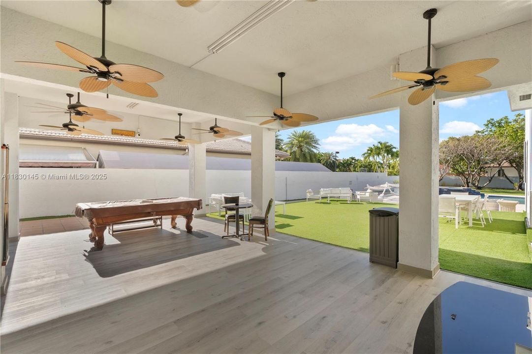 For Rent: $6,500 (5 beds, 4 baths, 4242 Square Feet)