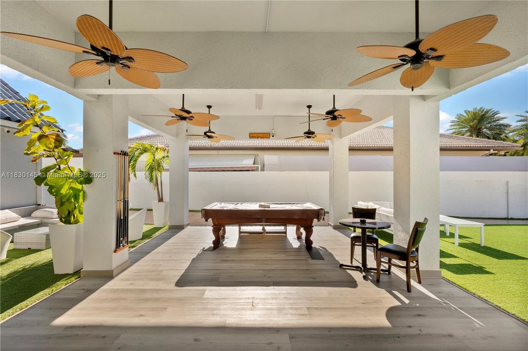 For Rent: $6,500 (5 beds, 4 baths, 4242 Square Feet)