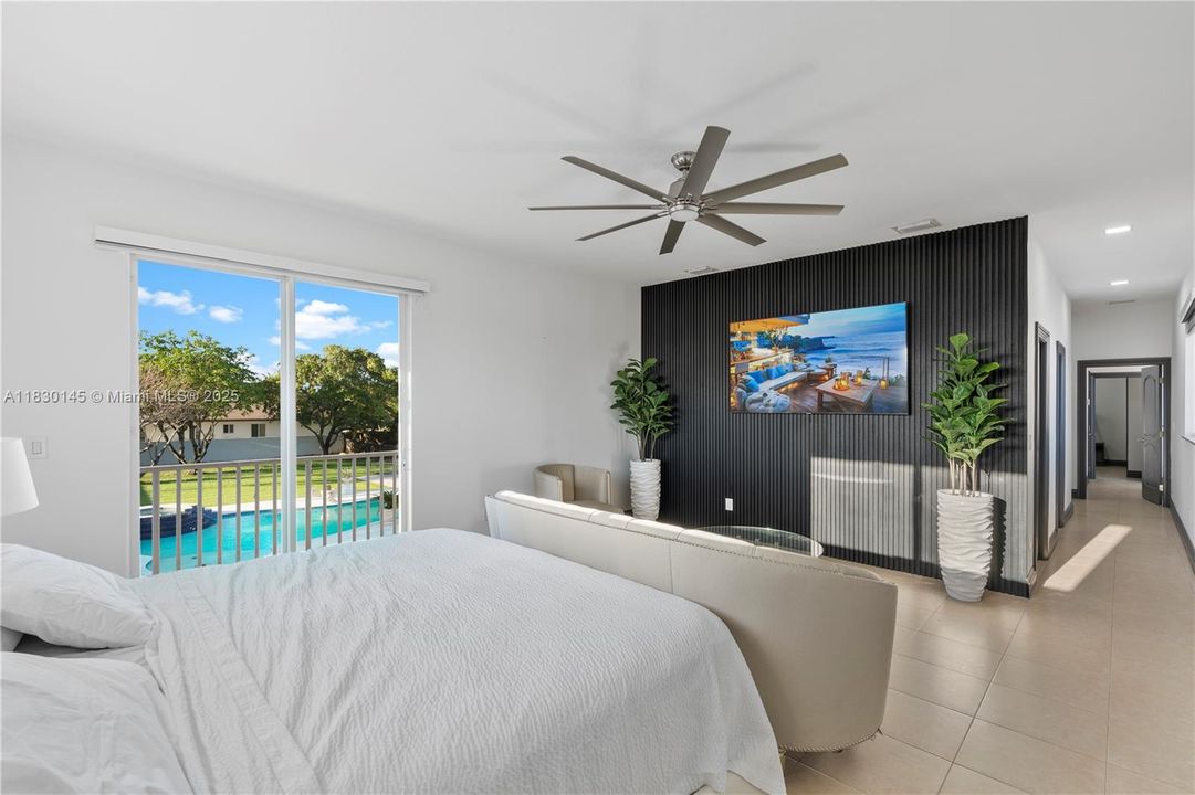 For Rent: $6,500 (5 beds, 4 baths, 4242 Square Feet)