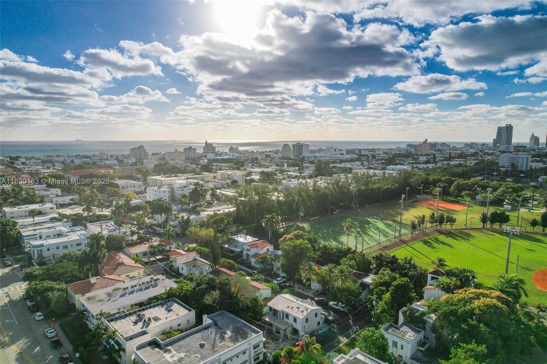 Vendido Recientemente: $1,799,000 (3 camas, 2 baños, 1921 Pies cuadrados)