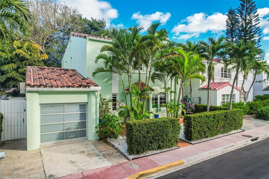 Vendido Recientemente: $1,799,000 (3 camas, 2 baños, 1921 Pies cuadrados)