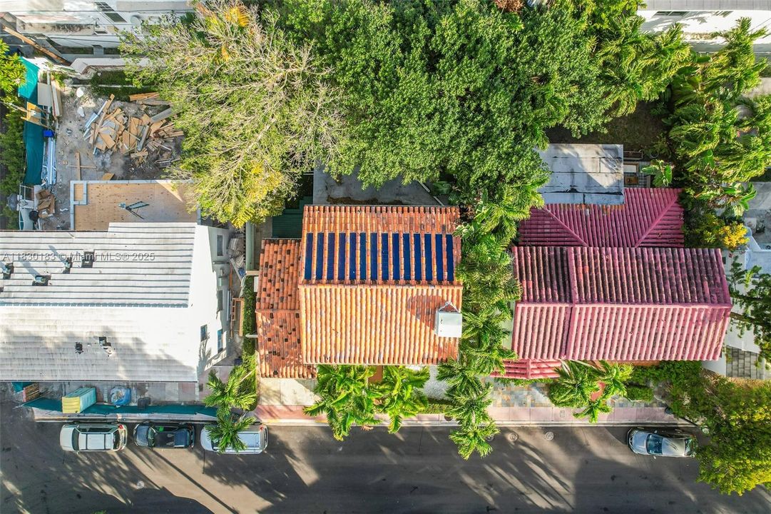 Vendido Recientemente: $1,799,000 (3 camas, 2 baños, 1921 Pies cuadrados)