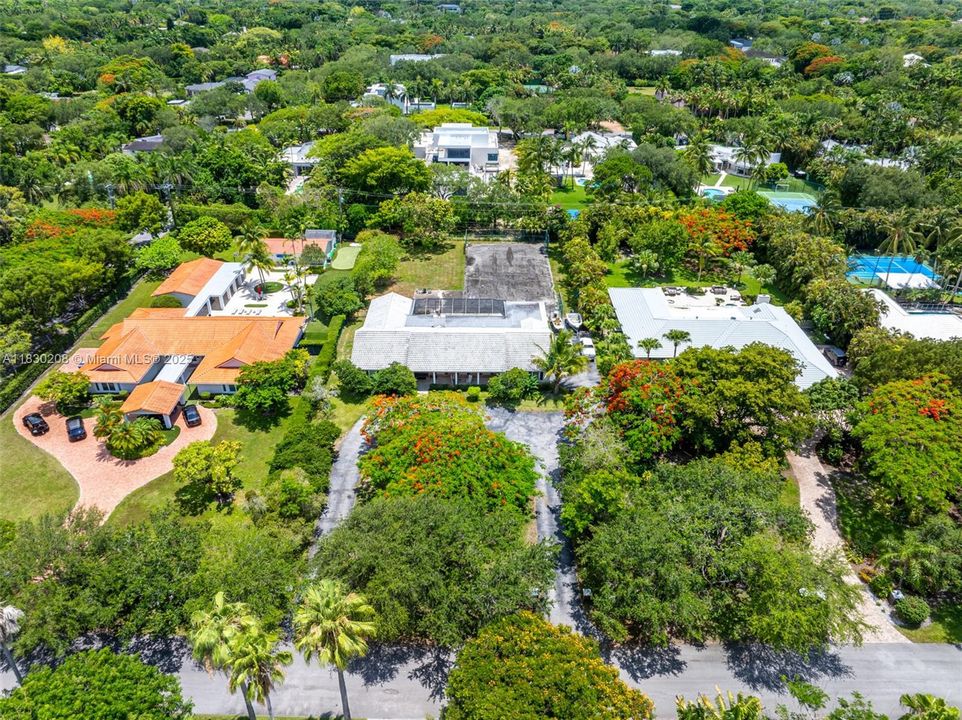 Recently Sold: $3,000,000 (6 beds, 3 baths, 3588 Square Feet)