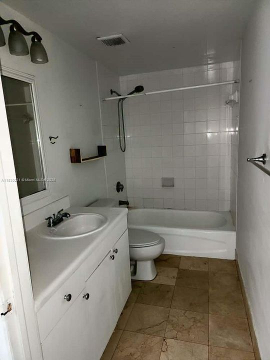 Vendido Recientemente: $380,000 (2 camas, 1 baños, 1013 Pies cuadrados)