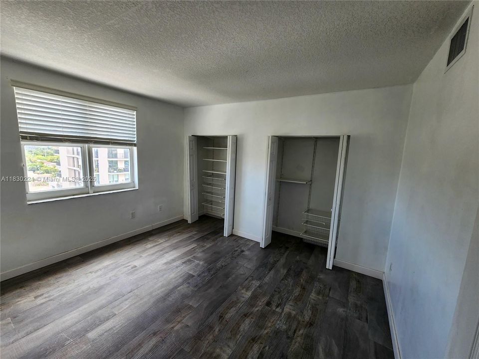 Vendido Recientemente: $380,000 (2 camas, 1 baños, 1013 Pies cuadrados)